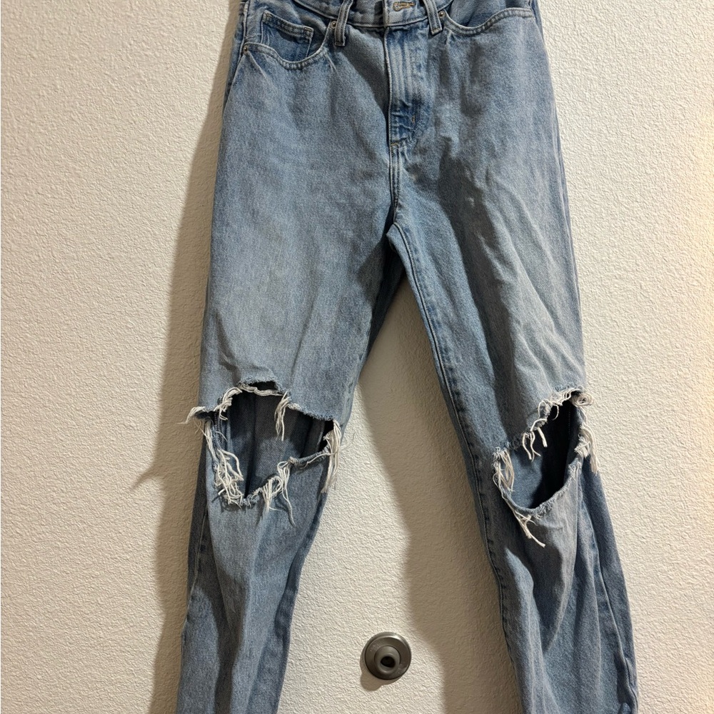 Universal Thread Blue Straight Leg Jeans